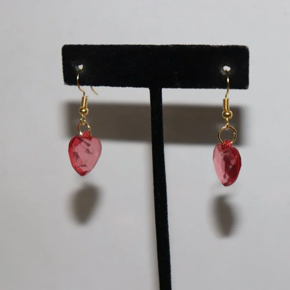 Vintagejelyfish red heart